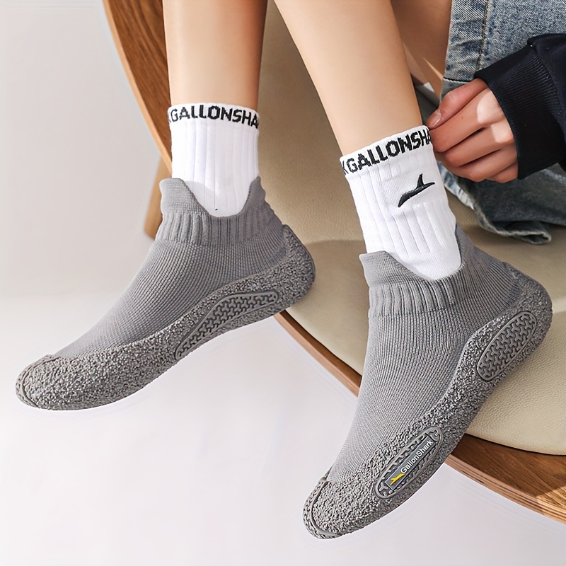 GallonShark High-Top Barfuß-So – Pilates Yoga Footwear Bewertung und Preis